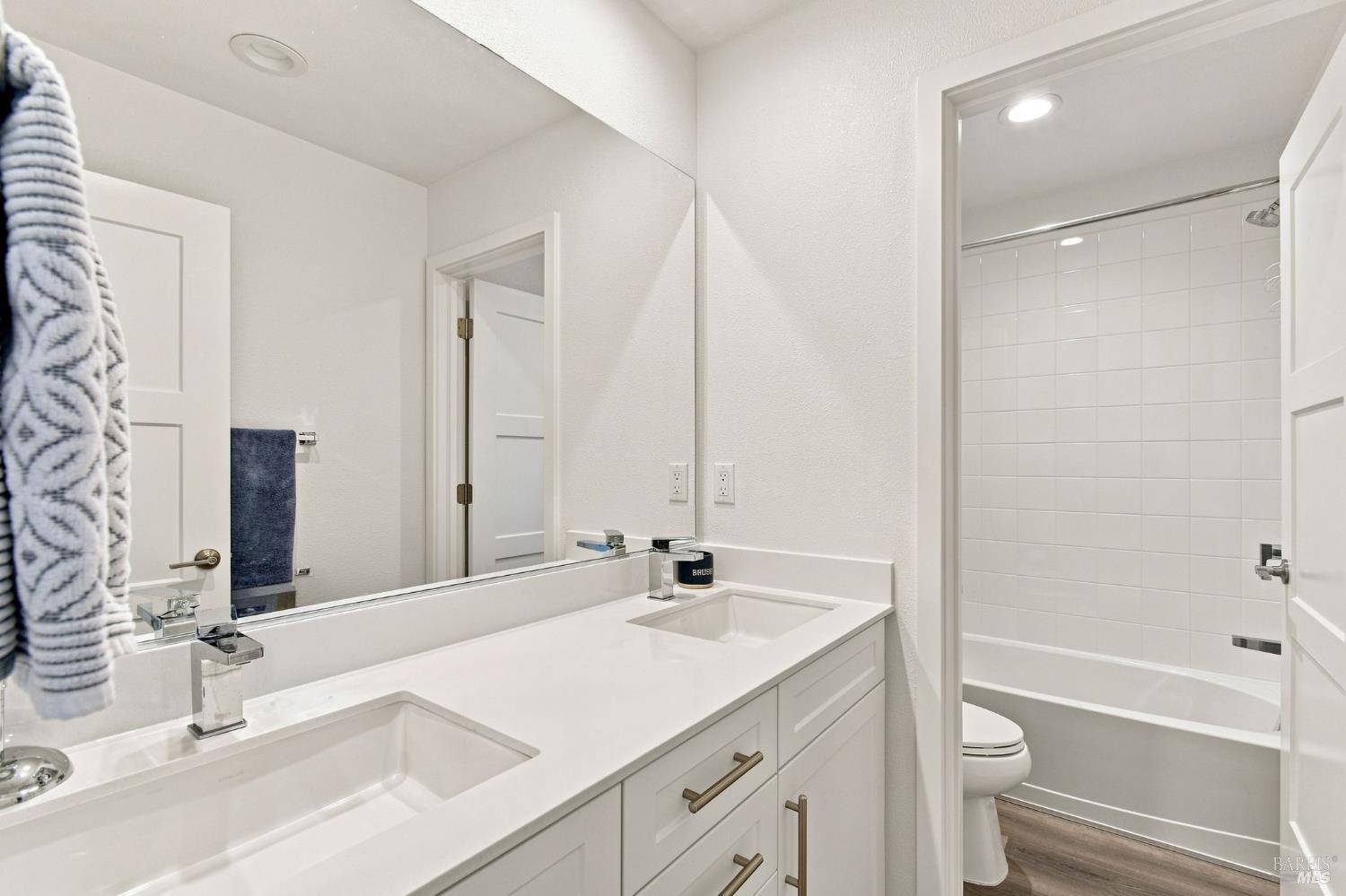 659 Semillon Lane Santa Rosa CA 95403