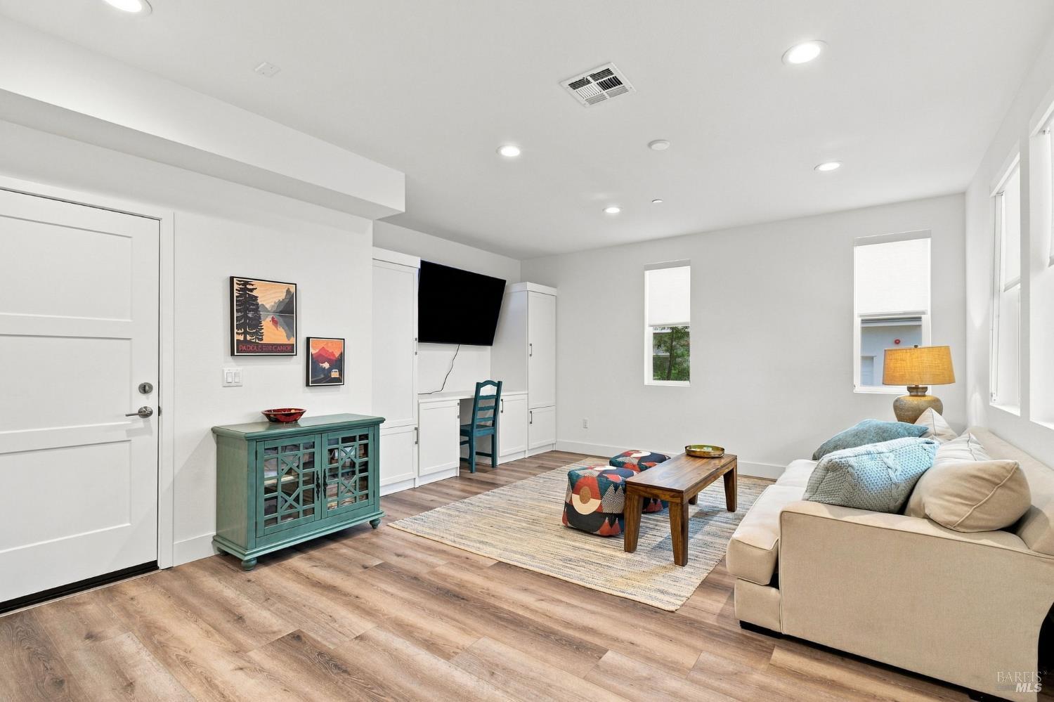 659 Semillon Lane Santa Rosa CA 95403