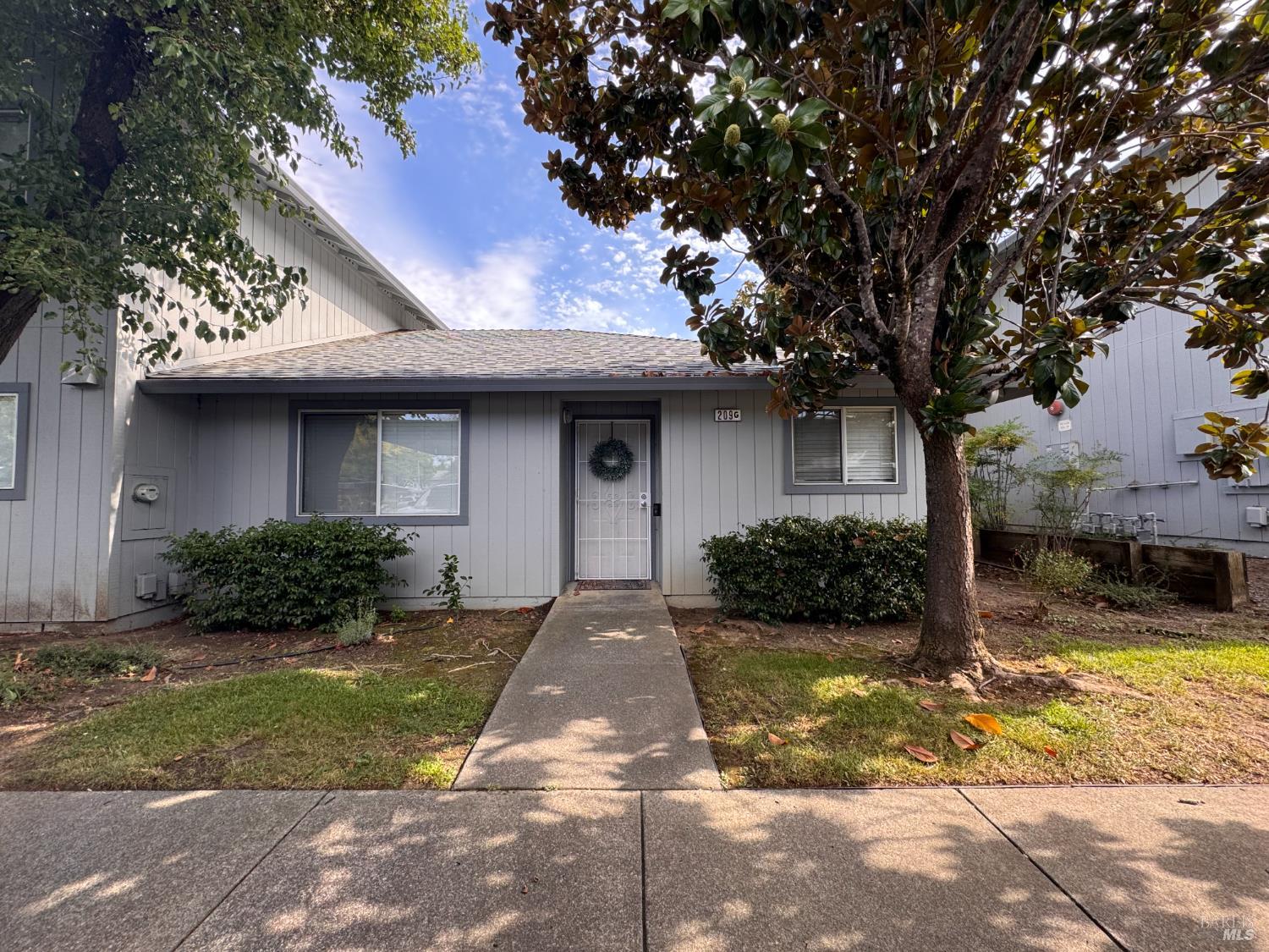209 Elbridge Avenue Cloverdale CA 95425