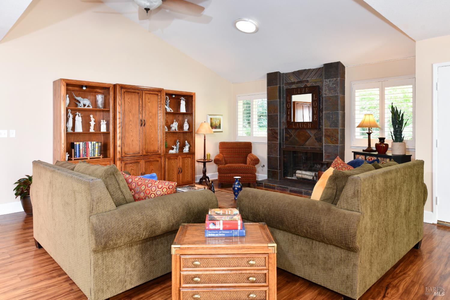 2284 Knolls Hills Circle Santa Rosa CA 95405