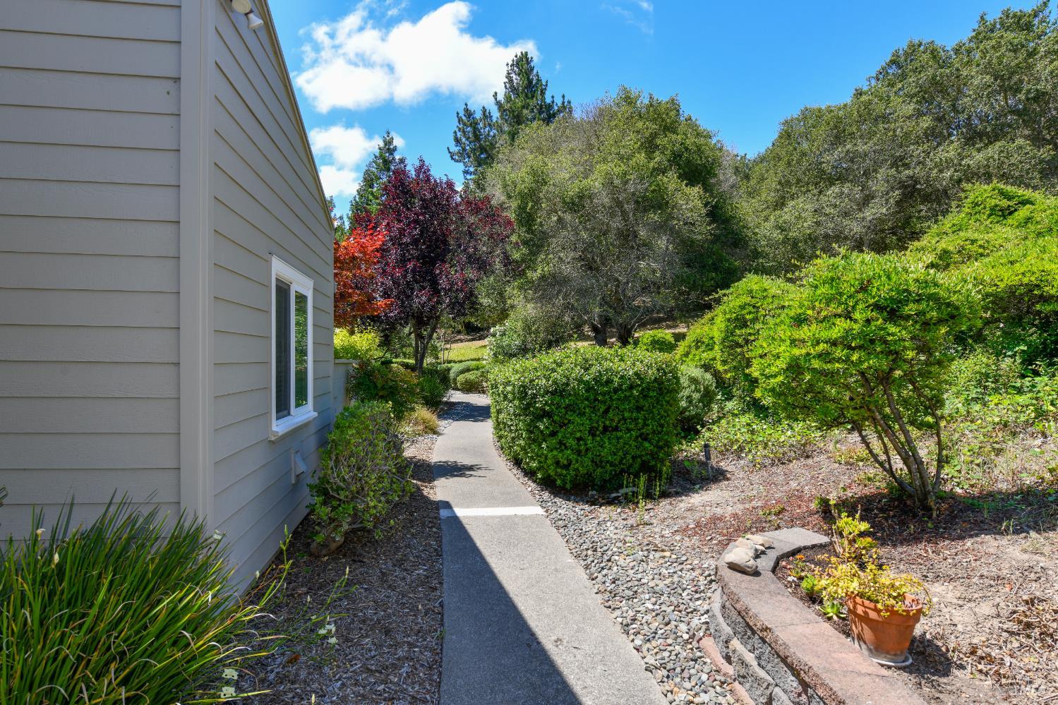 2284 Knolls Hills Circle Santa Rosa CA 95405