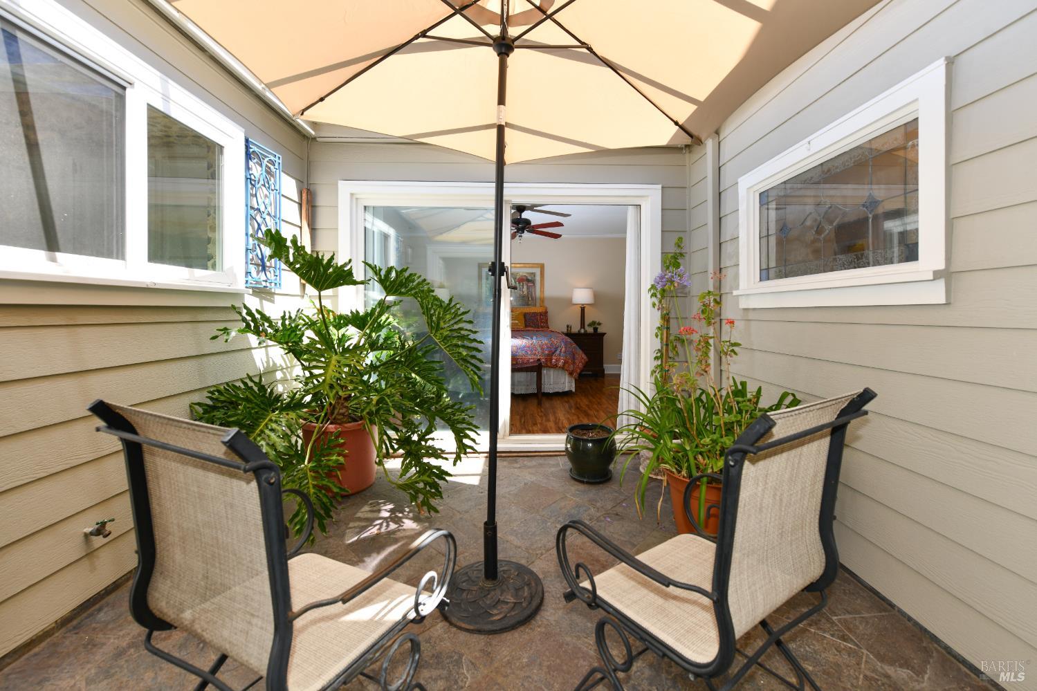 2284 Knolls Hills Circle Santa Rosa CA 95405
