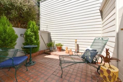 2284 Knolls Hills Circle Santa Rosa CA 95405
