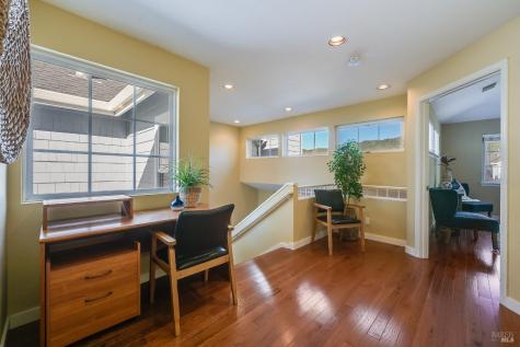 64 Mariners Circle San Rafael CA 94903