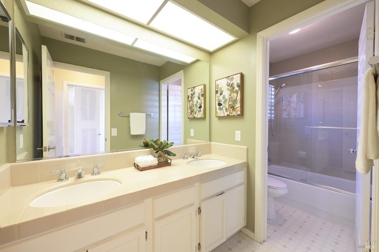 64 Mariners Circle San Rafael CA 94903