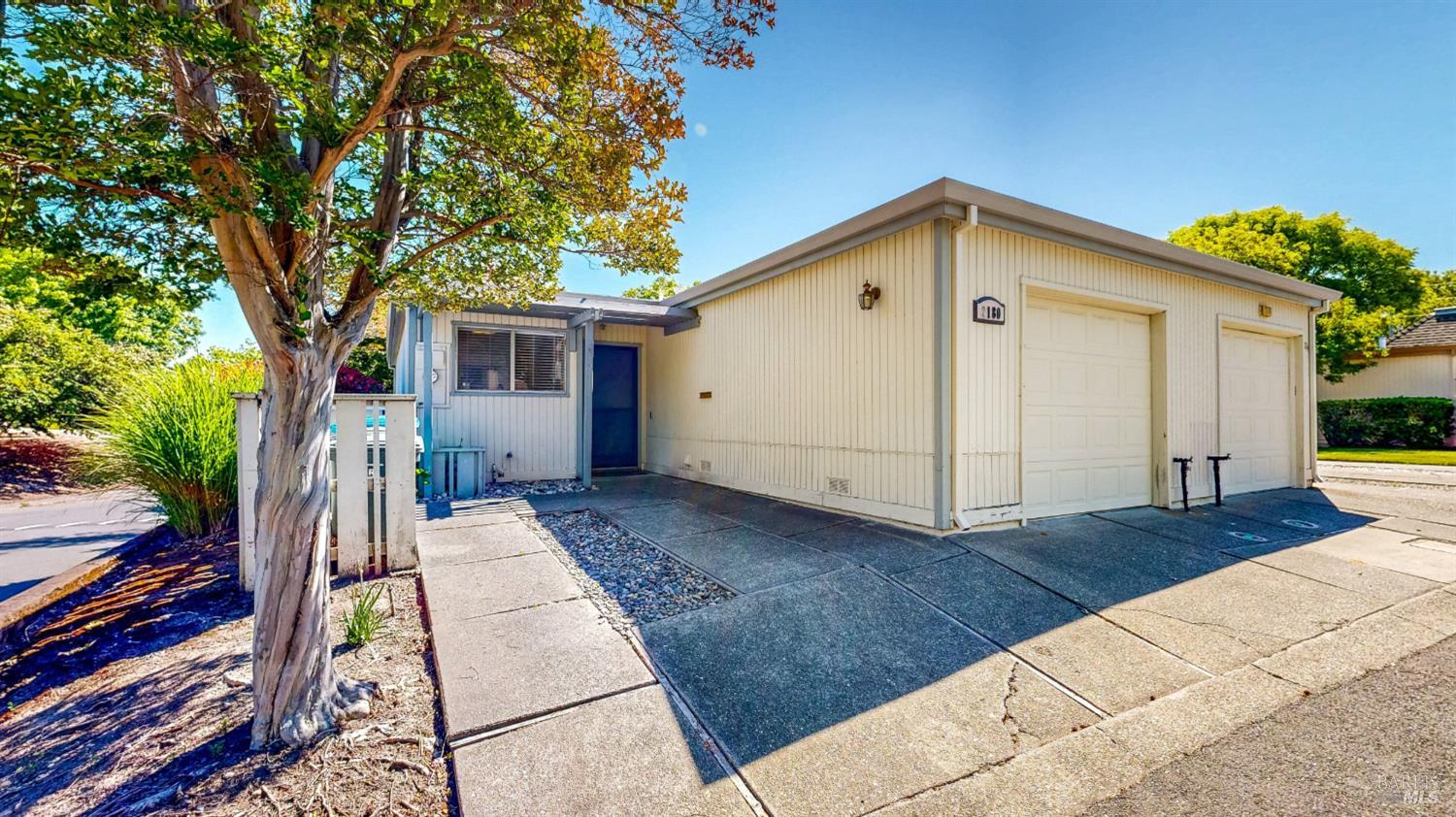 2180 Knolls Drive Santa Rosa CA 95405
