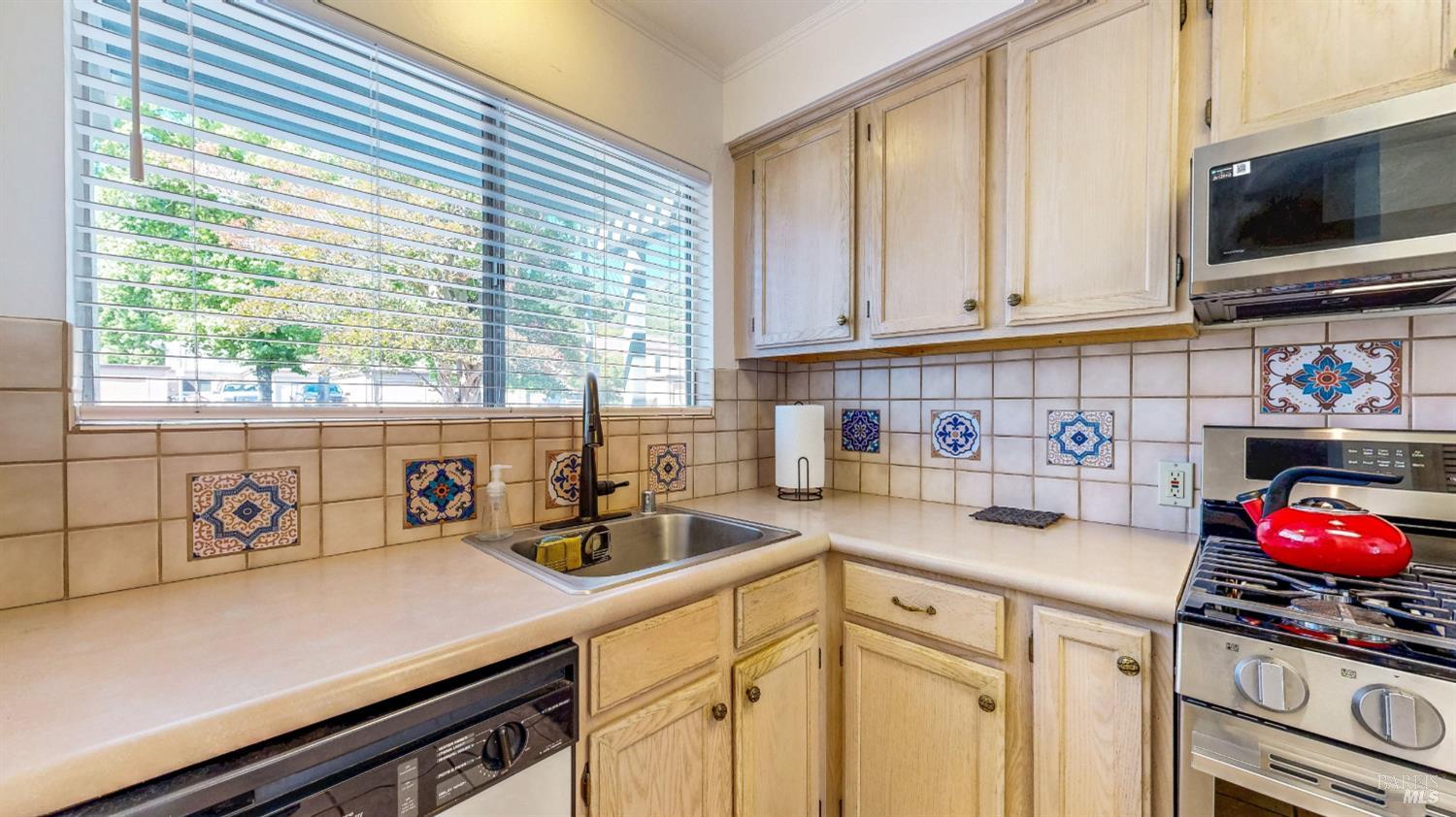2180 Knolls Drive Santa Rosa CA 95405