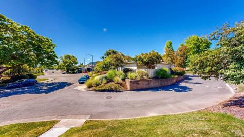 2180 Knolls Drive Santa Rosa CA 95405