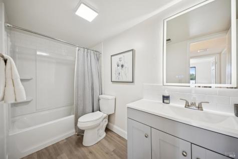 54 Grande Paseo San Rafael CA 94903