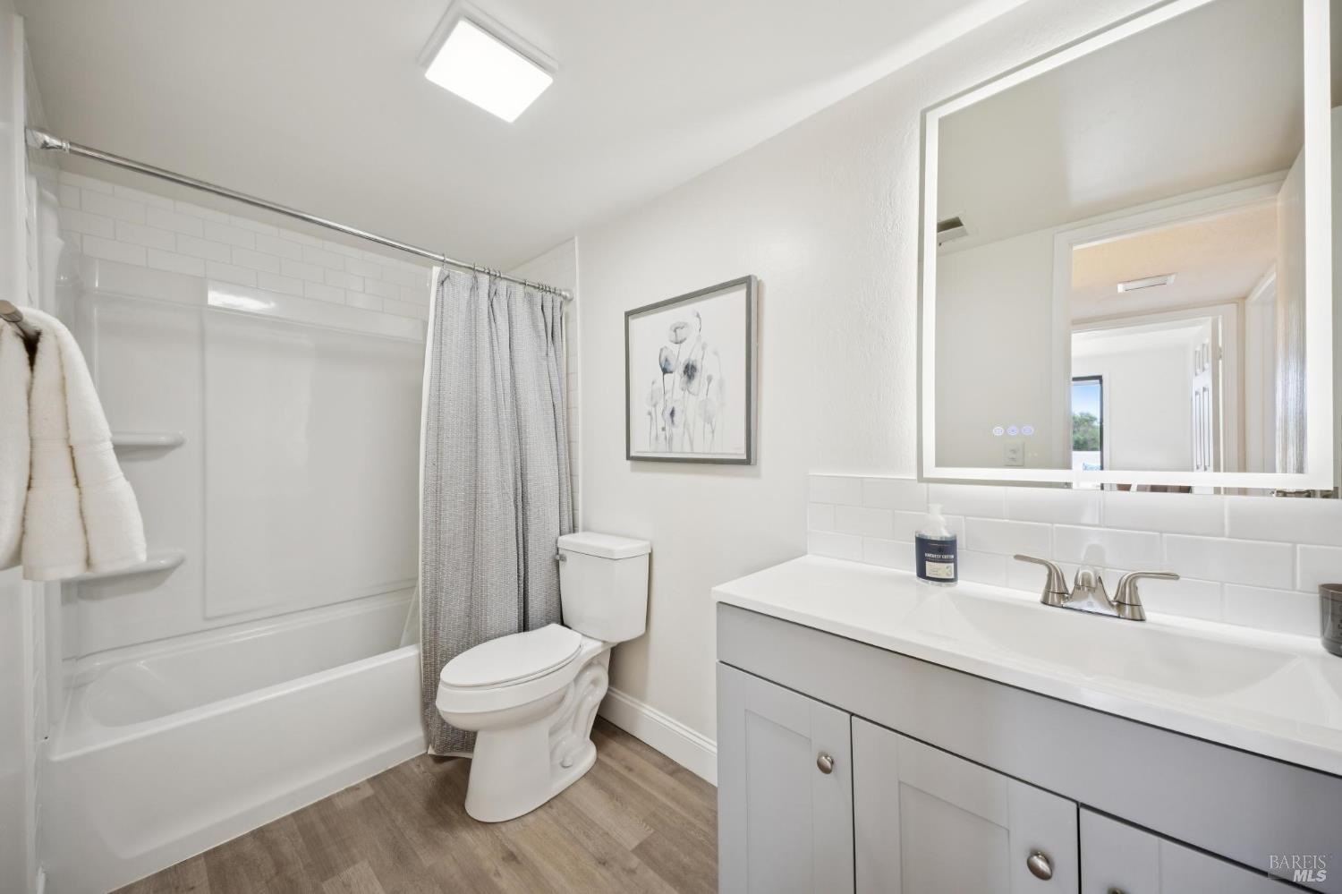 54 Grande Paseo San Rafael CA 94903