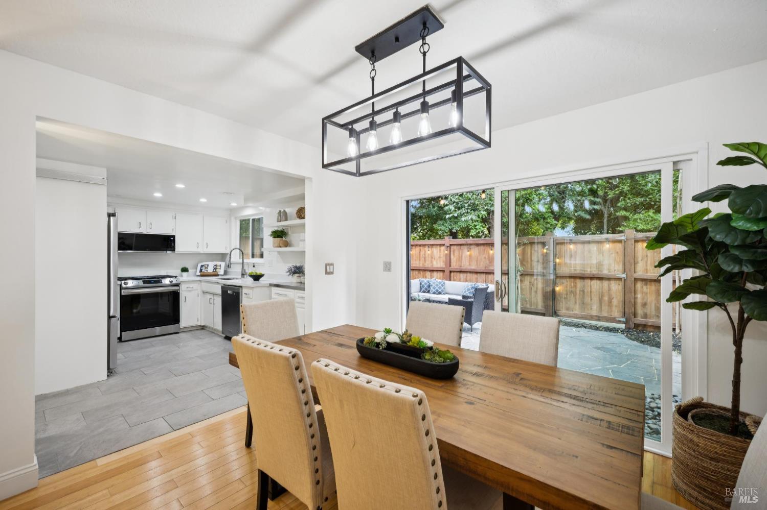 54 Grande Paseo San Rafael CA 94903