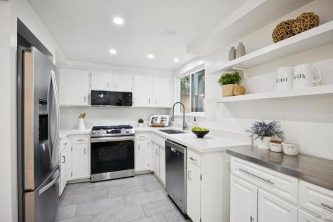 54 Grande Paseo San Rafael CA 94903