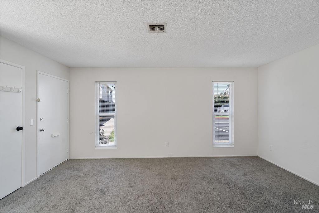 15 El Cerrito Court Fairfield CA 94533