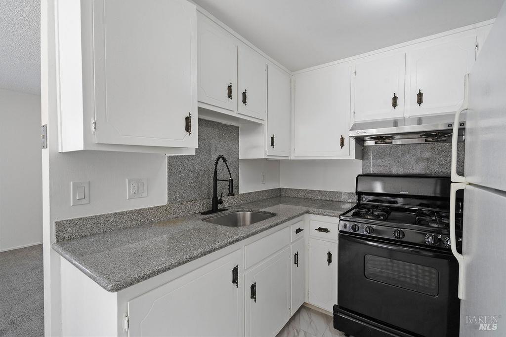 15 El Cerrito Court Fairfield CA 94533