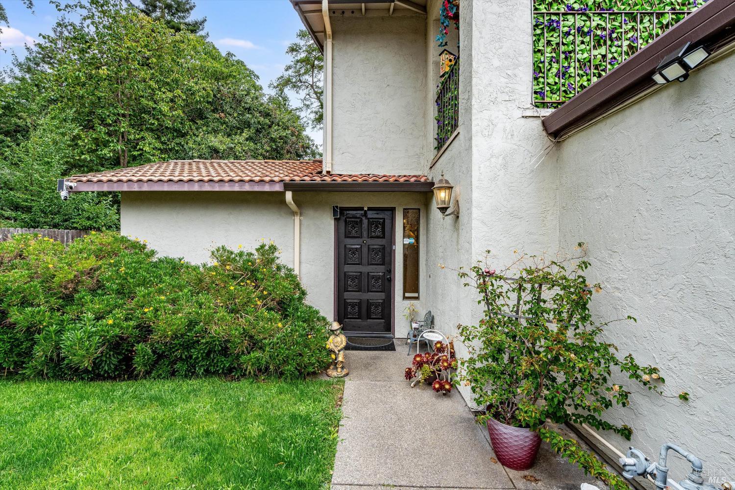 2535 Solano Avenue Napa CA 94558