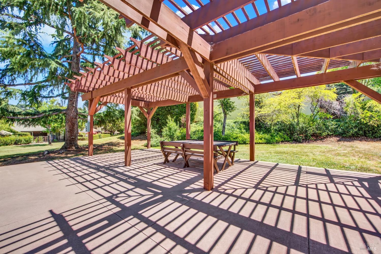 3141 Valley Wood Lane Napa CA 94558