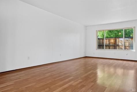 1713 Las Pravadas Court Santa Rosa CA 95409
