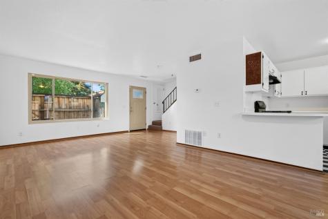 1713 Las Pravadas Court Santa Rosa CA 95409