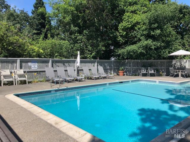 18012 Stanford Court Sonoma CA 95476