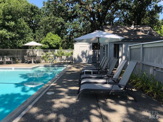 18012 Stanford Court Sonoma CA 95476