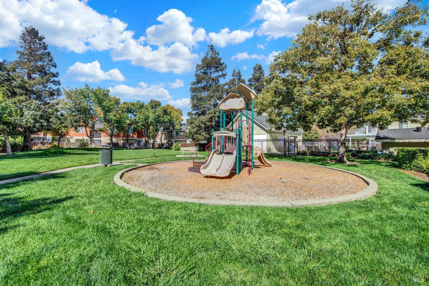 104 Manchester Drive Fairfield CA 94533
