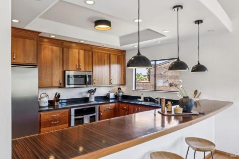 305 El Faisan Drive San Rafael CA 94903