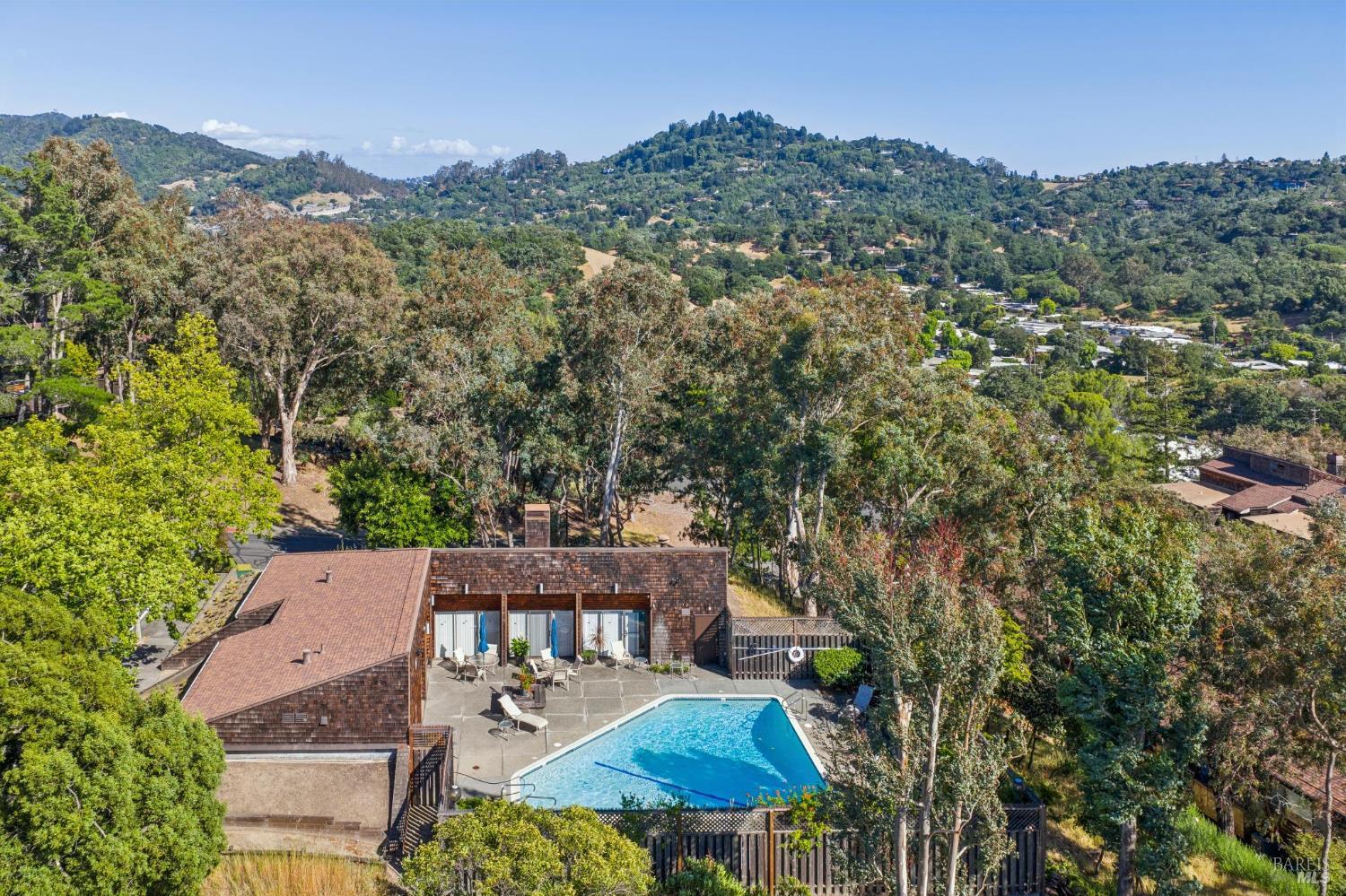 305 El Faisan Drive San Rafael CA 94903