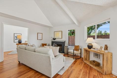 612 Racquet Club Circle Rohnert Park CA 94928