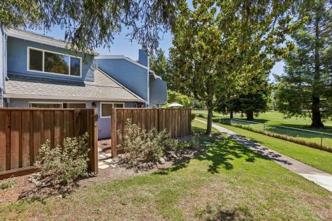 612 Racquet Club Circle Rohnert Park CA 94928