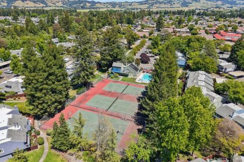 612 Racquet Club Circle Rohnert Park CA 94928