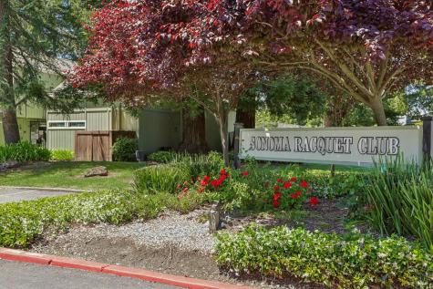 612 Racquet Club Circle Rohnert Park CA 94928