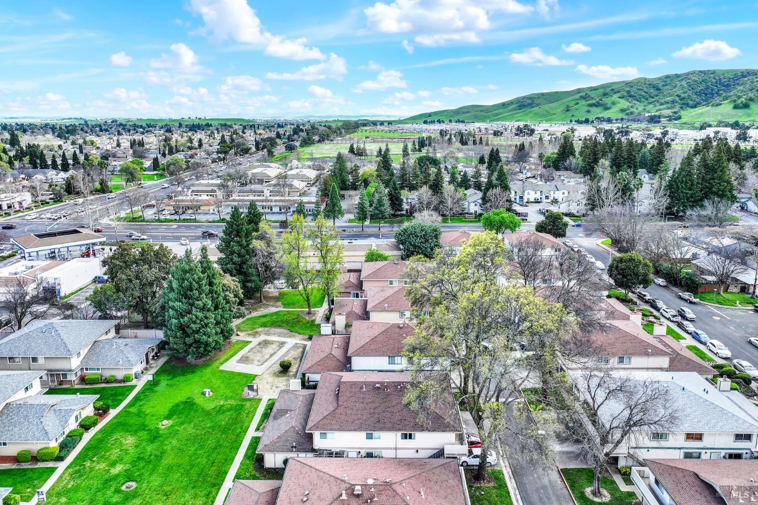1941 Aletha Lane Vacaville CA 95687