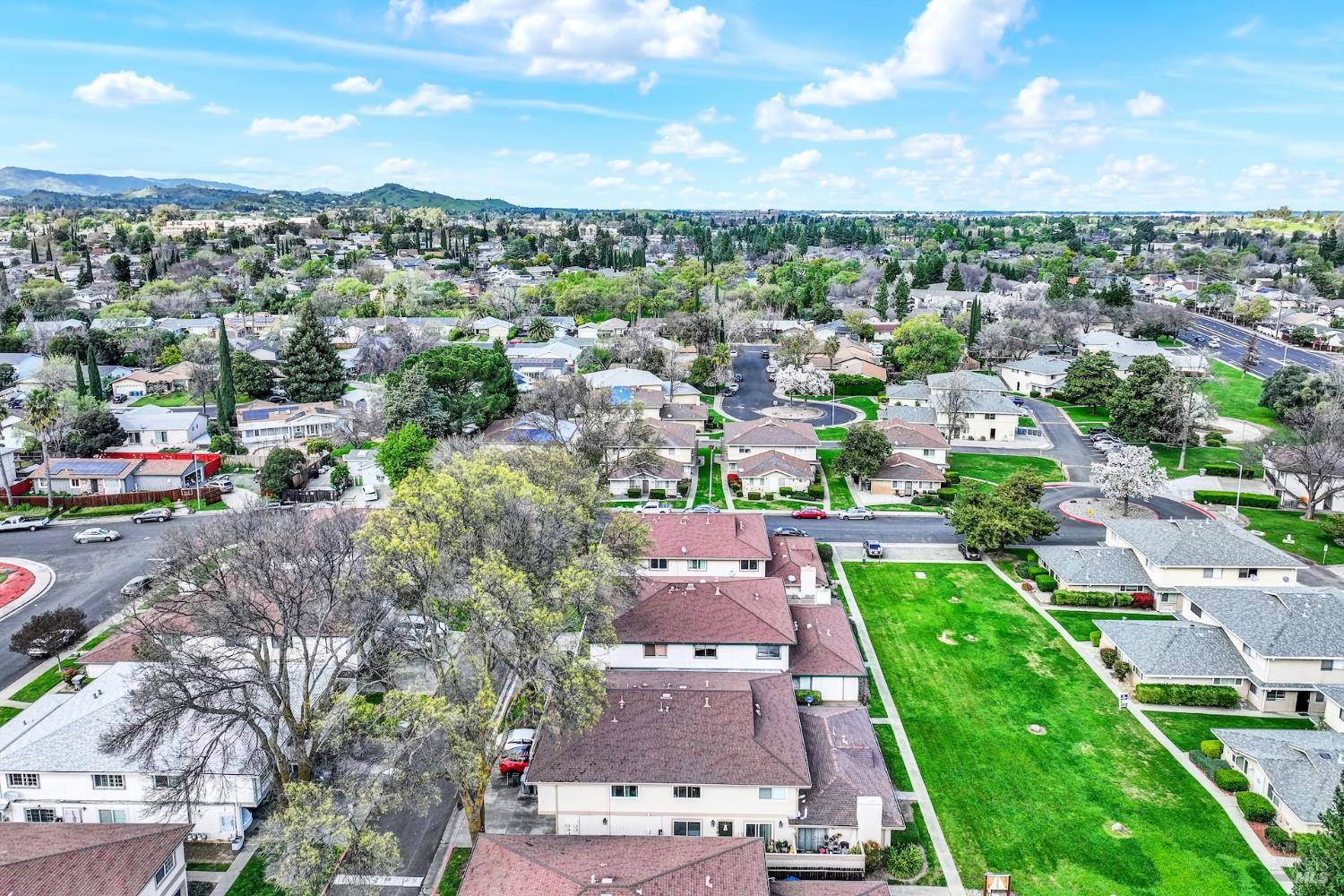 1941 Aletha Lane Vacaville CA 95687