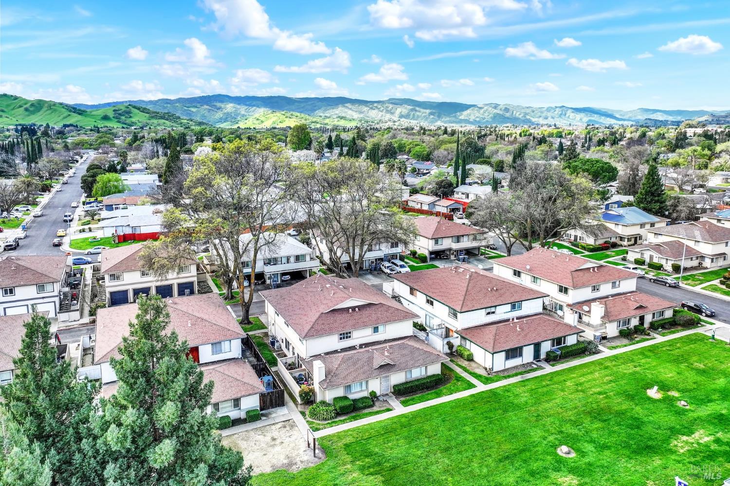 1941 Aletha Lane Vacaville CA 95687