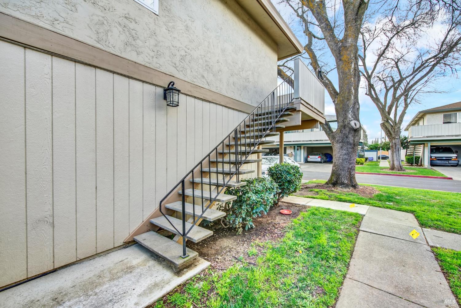 1941 Aletha Lane Vacaville CA 95687