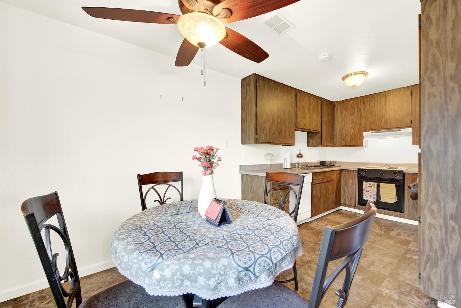1941 Aletha Lane Vacaville CA 95687
