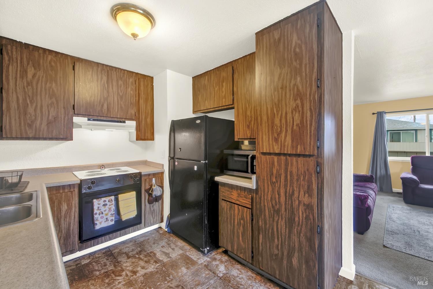 1941 Aletha Lane Vacaville CA 95687