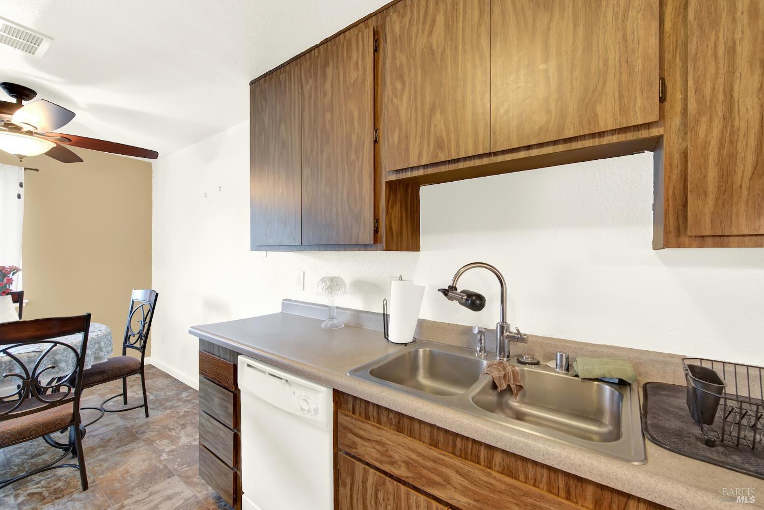 1941 Aletha Lane Vacaville CA 95687