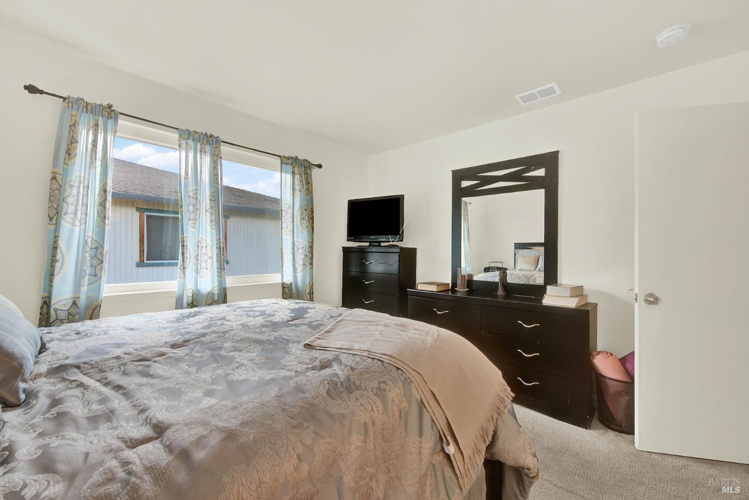 1941 Aletha Lane Vacaville CA 95687