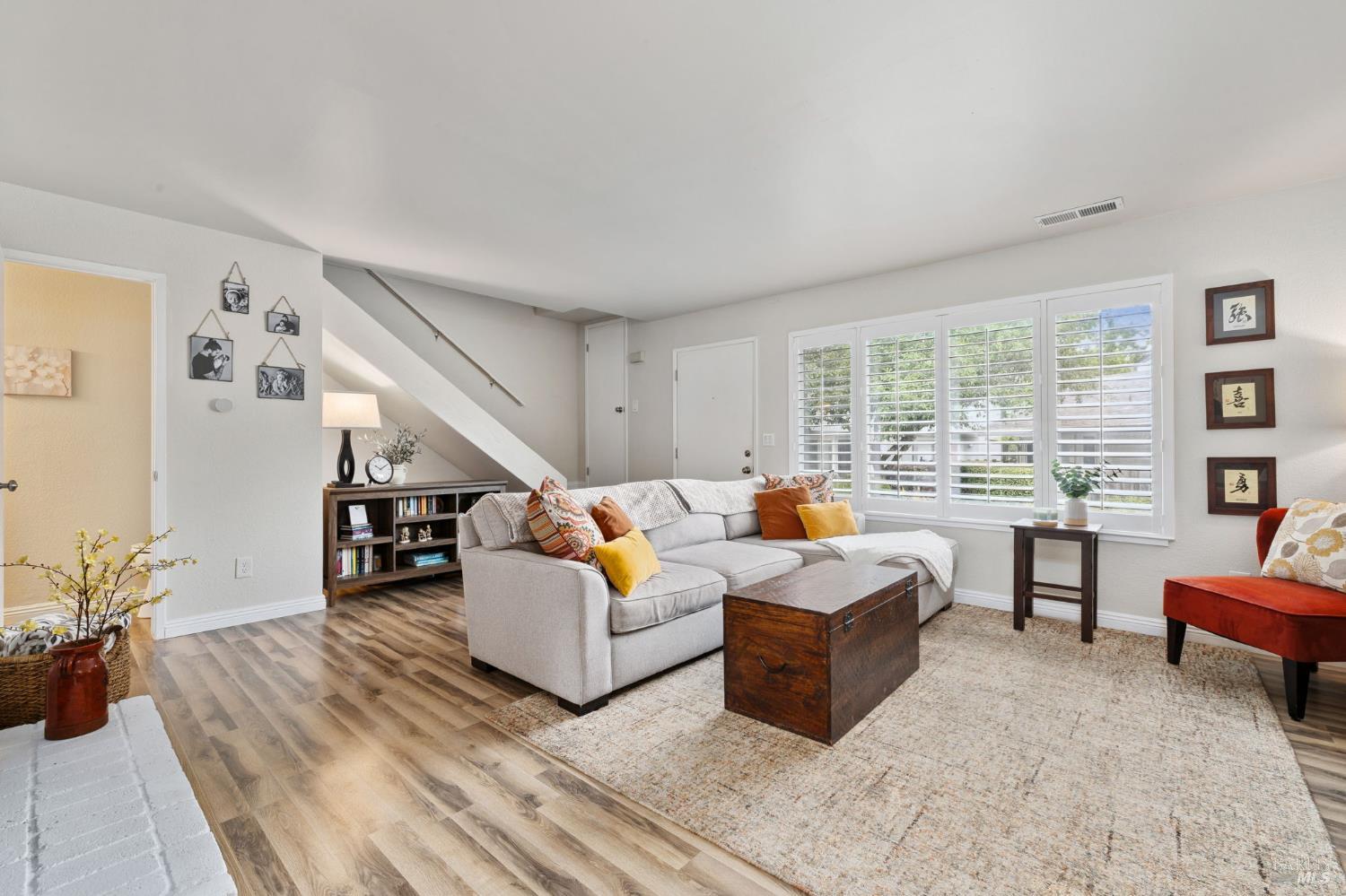 359 Gate Way Santa Rosa CA 95401