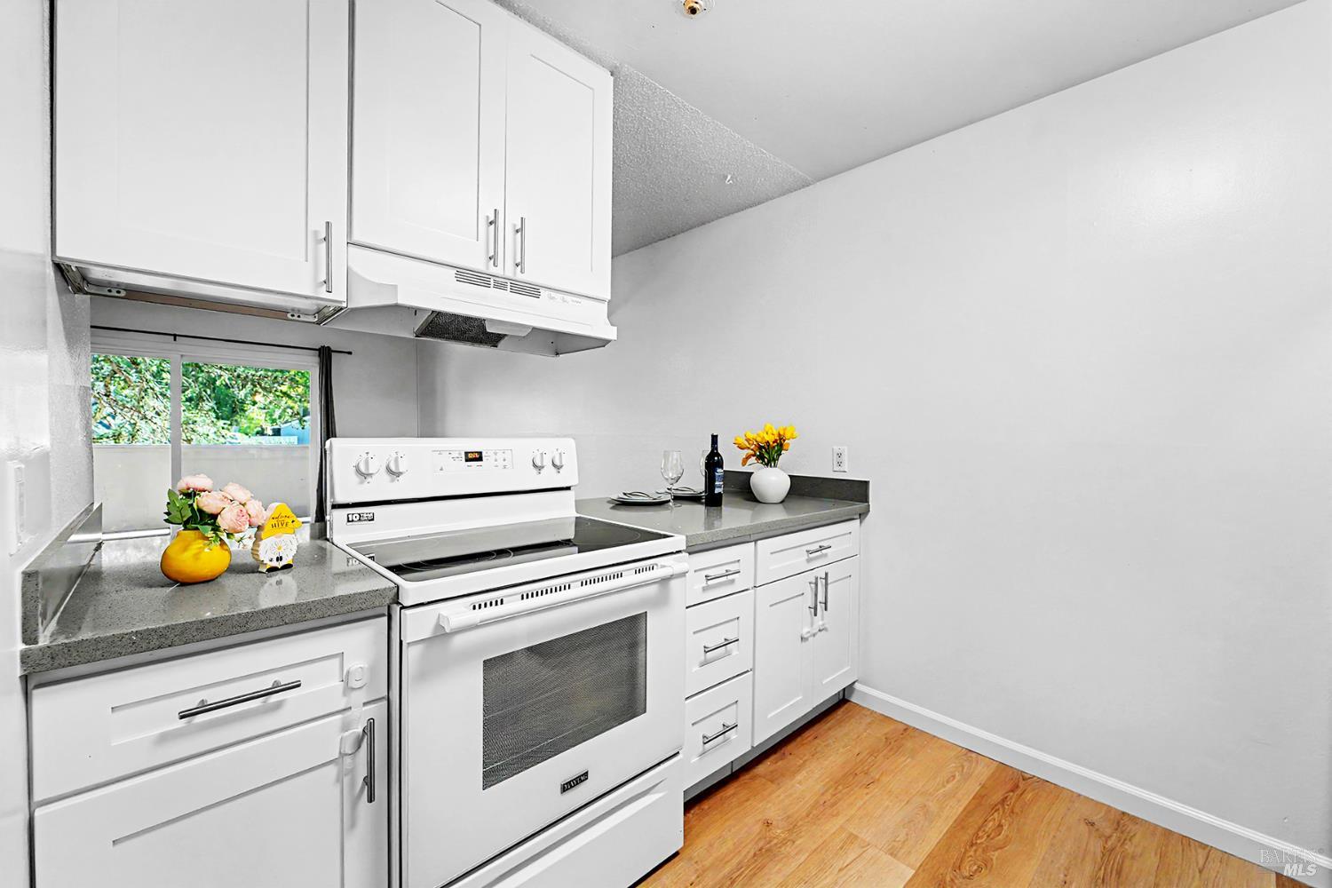 1453 Neotomas Avenue Santa Rosa CA 95405