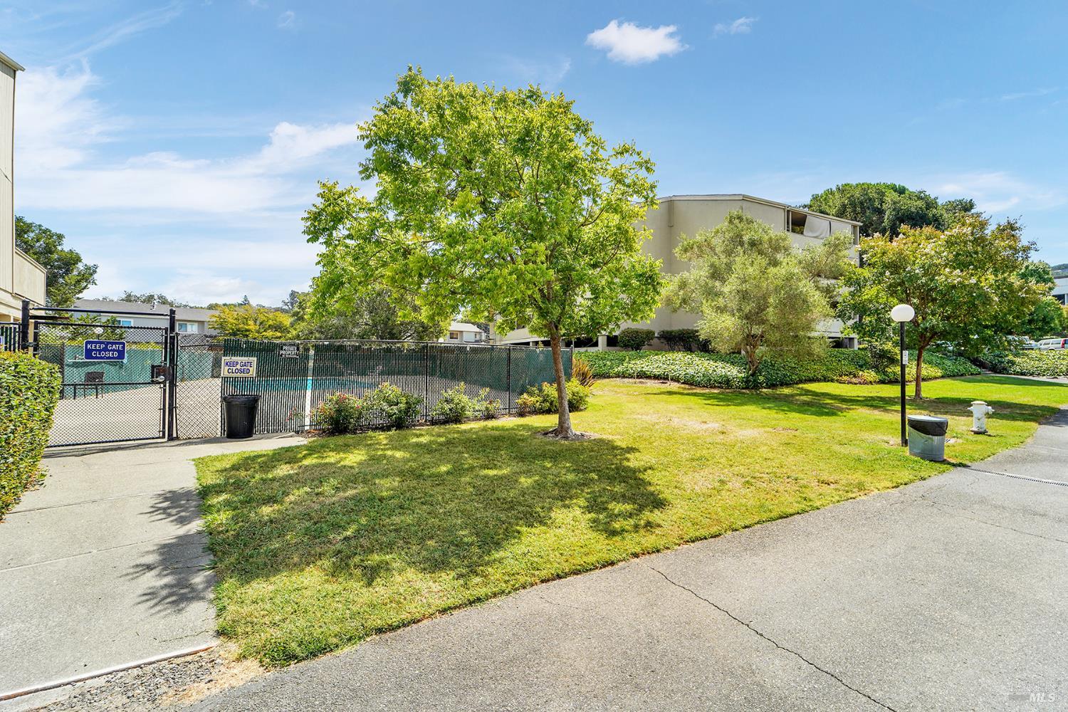 1453 Neotomas Avenue Santa Rosa CA 95405