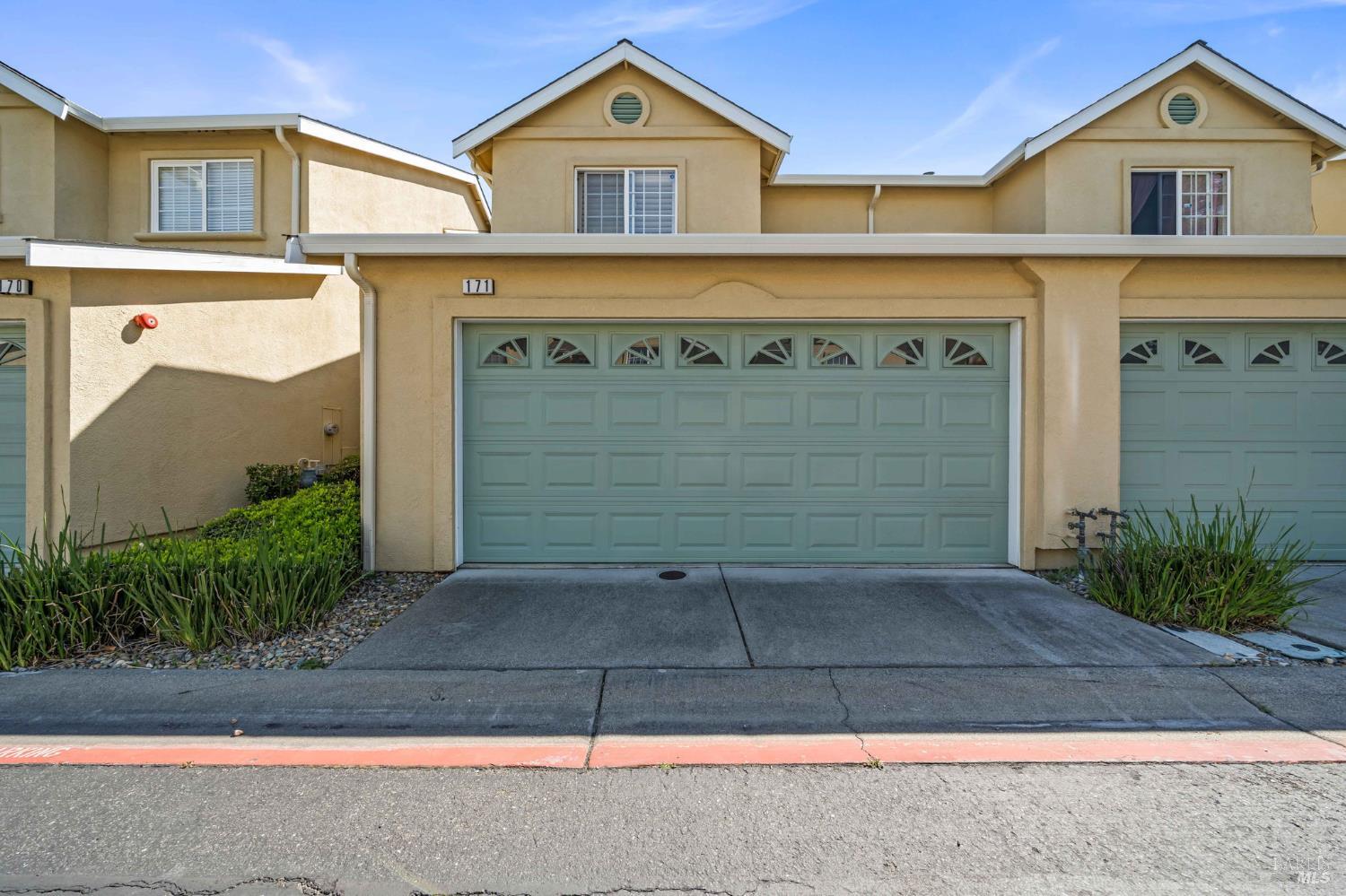 171 Rogue Court Fairfield CA 94534