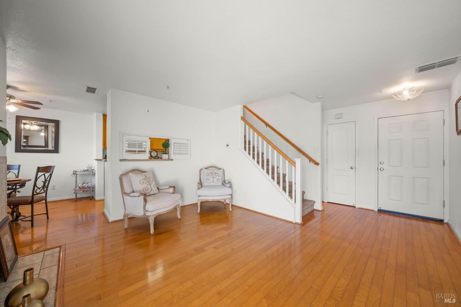 171 Rogue Court Fairfield CA 94534