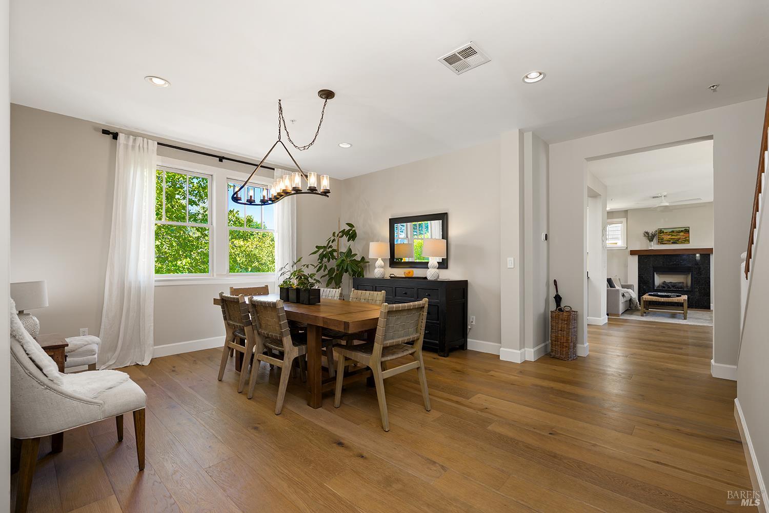 326 Liberty Street Petaluma CA 94952