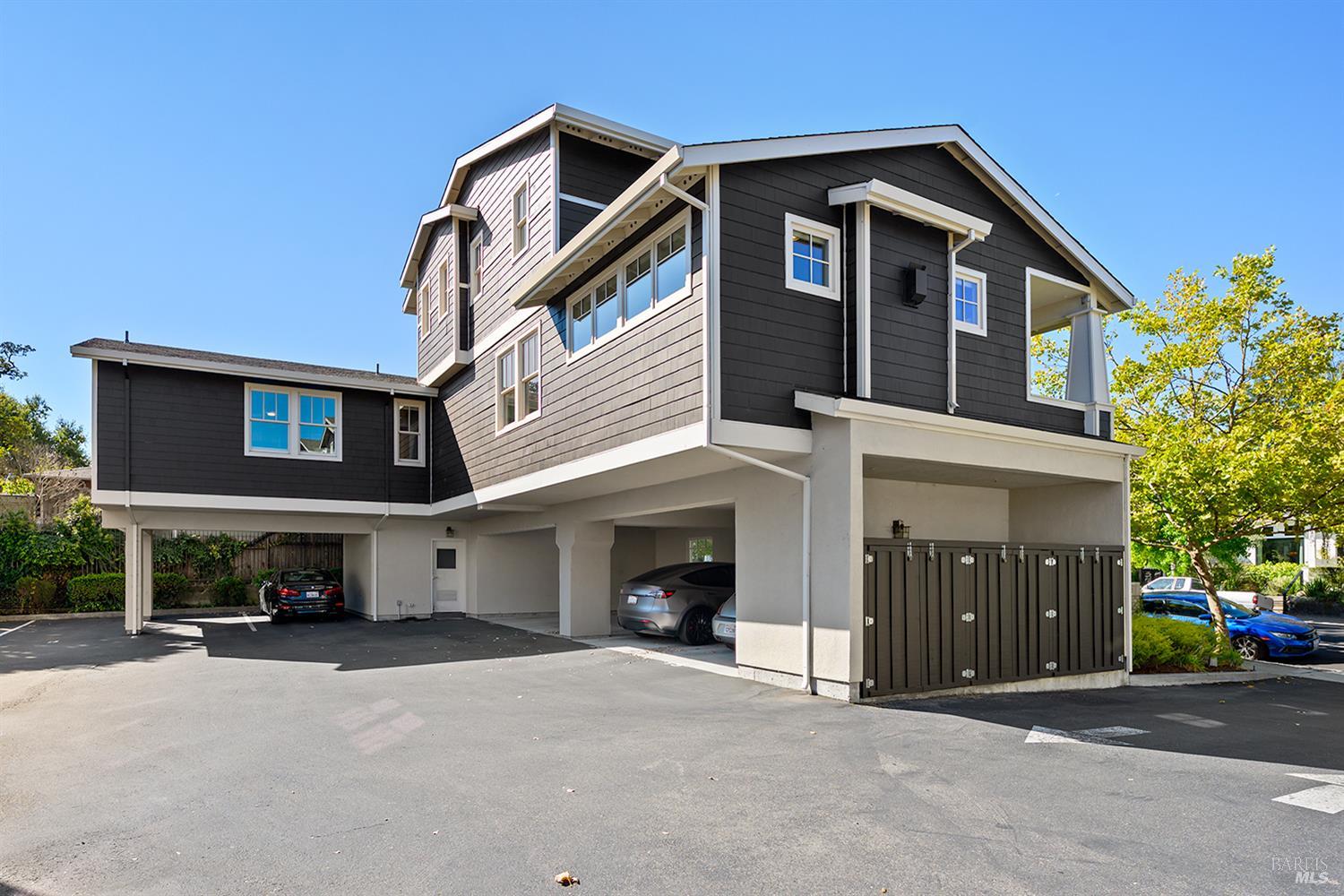 326 Liberty Street Petaluma CA 94952
