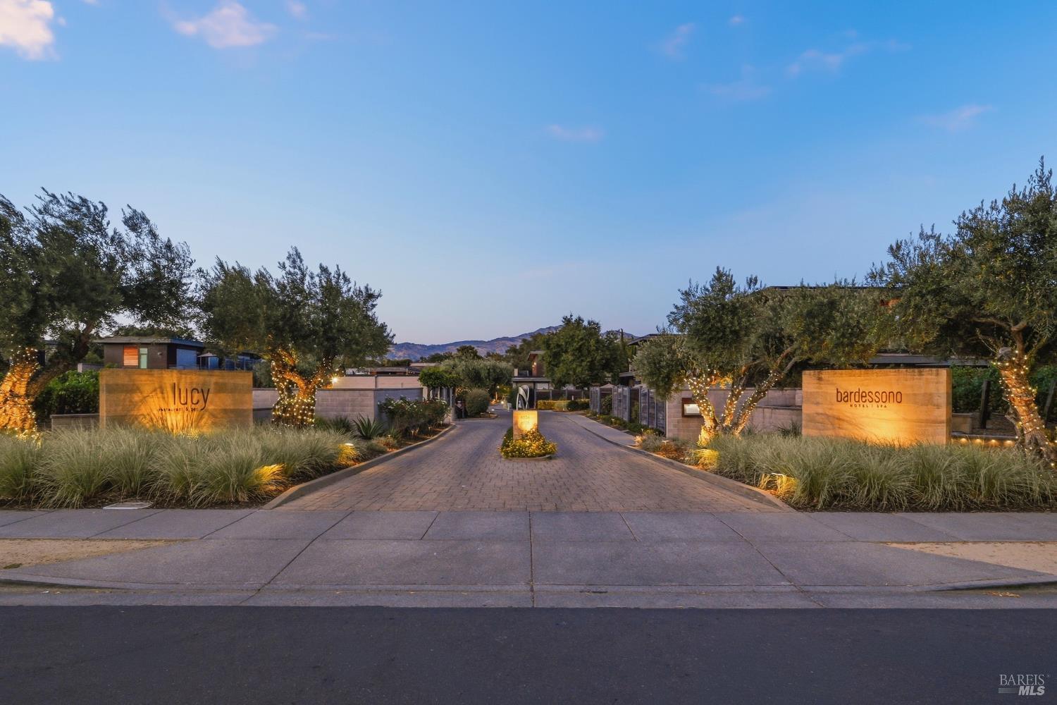 114 Vineyard Circle Yountville CA 94599