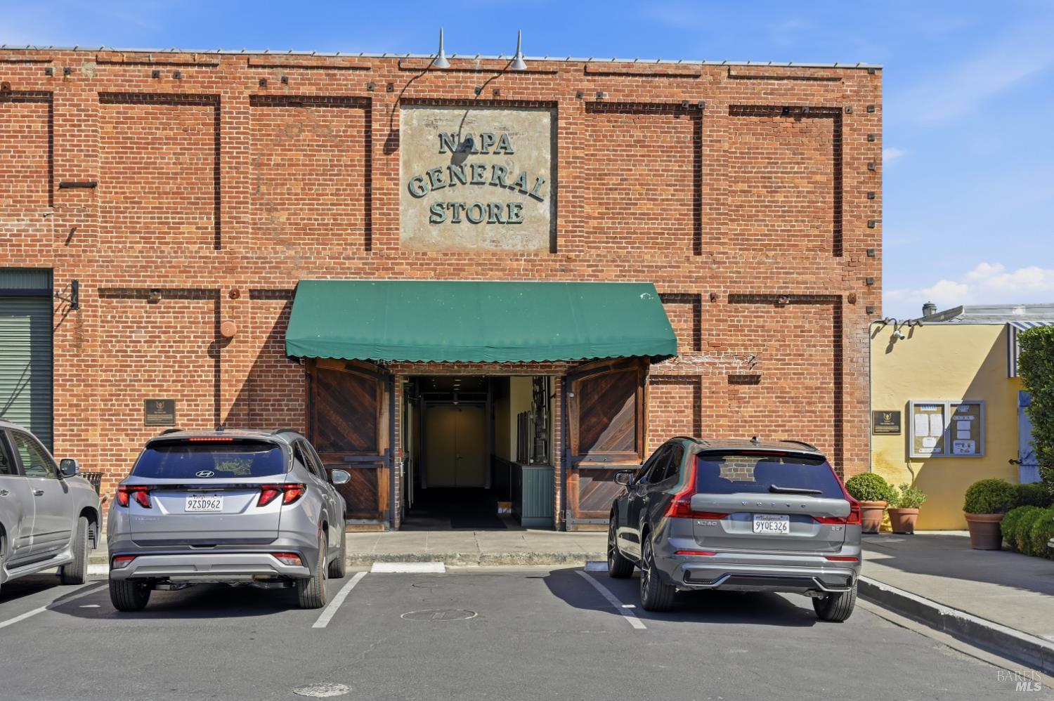 588 Main Street Napa CA 94559