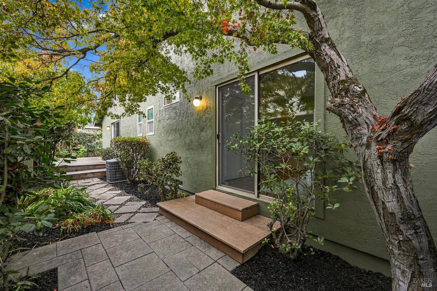 237 Frederick Drive Napa CA 94559