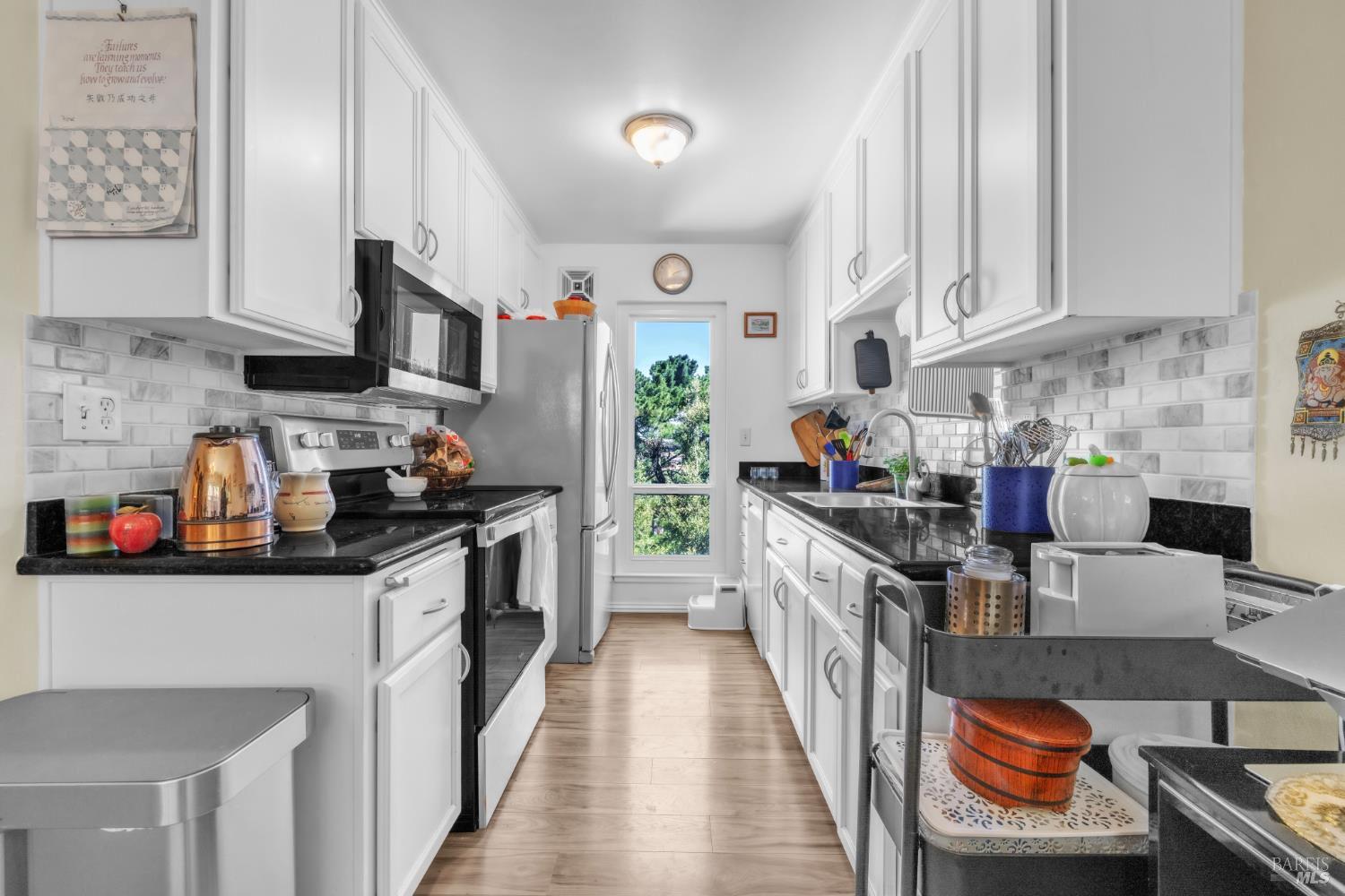 997 Parkside Drive El Sobrante CA 94803